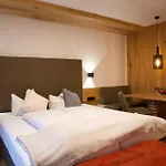 Hotel Versalerhof