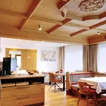 Versalerhof Hotel 3*