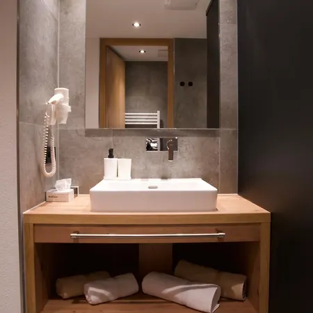 Versalerhof 3*