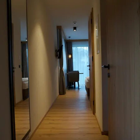 Versalerhof Hotel 3*