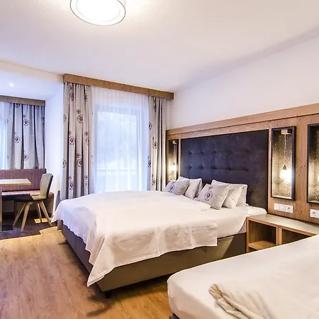 Hotel Versalerhof