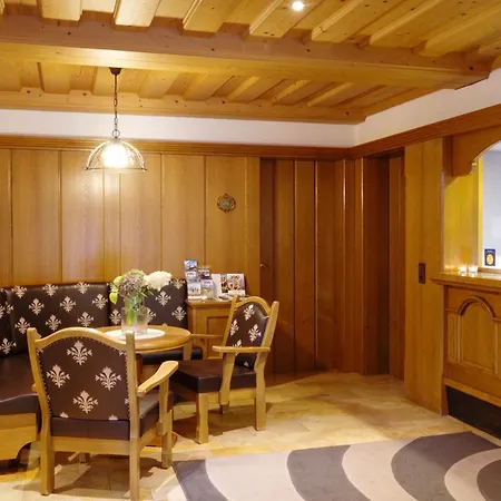 Versalerhof 3*