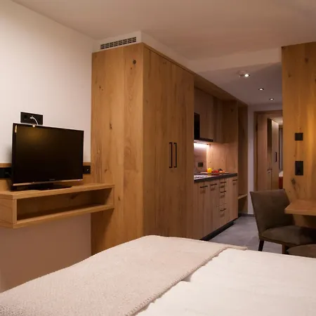 Versalerhof Szálloda 3*